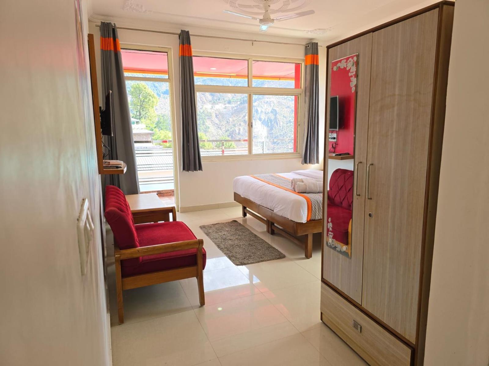 Hotel Starwud Kotagge McLeod Ganj Dış mekan fotoğraf